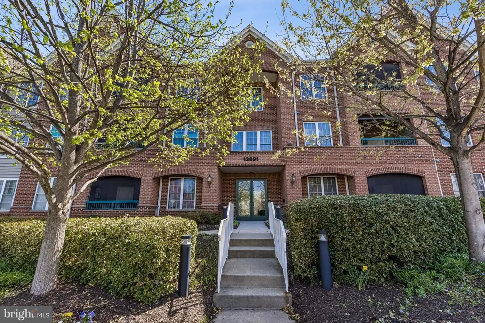 13891 CHELMSFORD DRIVE #110 Gainesville, VA 20155