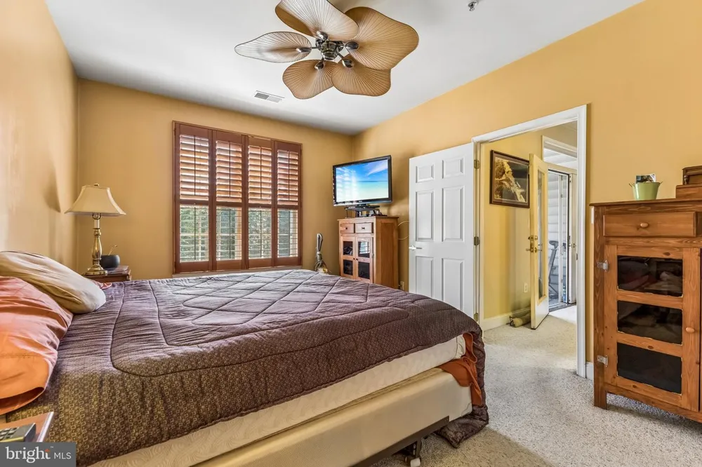 13891 CHELMSFORD DRIVE #110 Gainesville, VA 20155