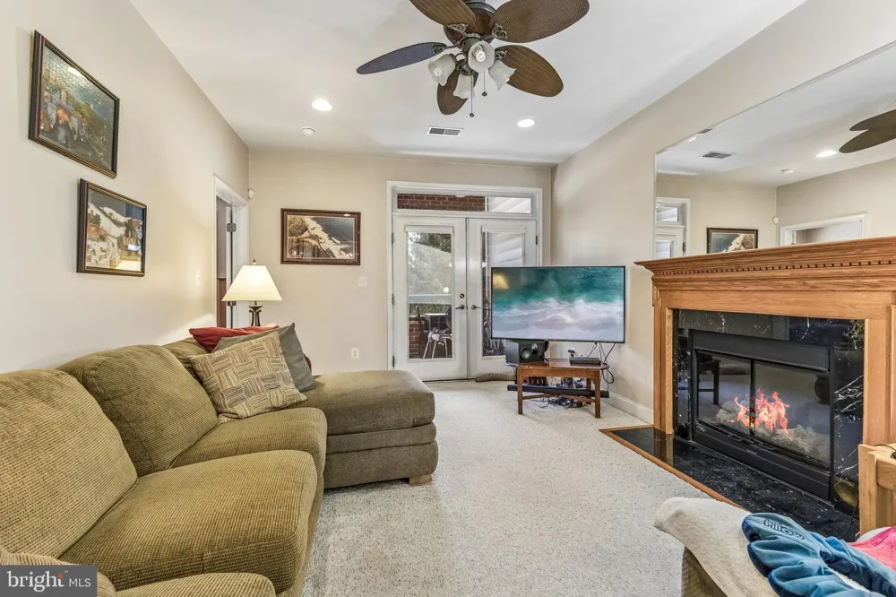 13891 CHELMSFORD DRIVE #110 Gainesville, VA 20155