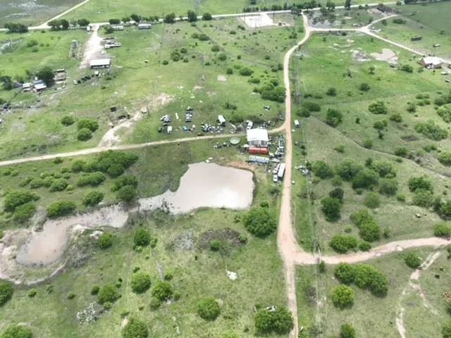 3507 Oil Field Road Bellville, TX 77418