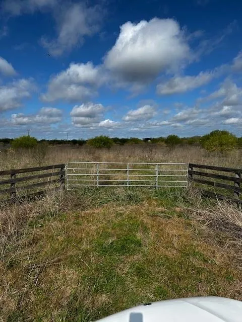 3507 Oil Field Road Bellville, TX 77418