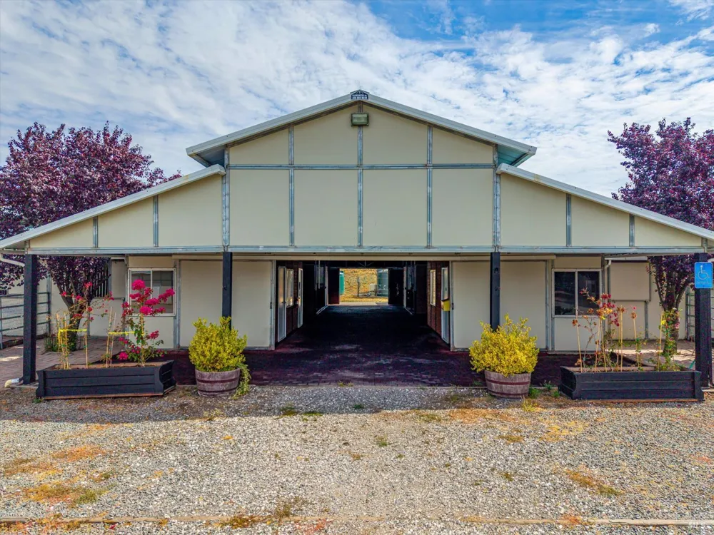 2420 Mountain Ranch Road Petaluma, CA 94954