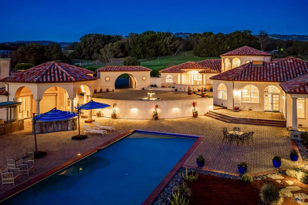 2420 Mountain Ranch Road Petaluma, CA 94954