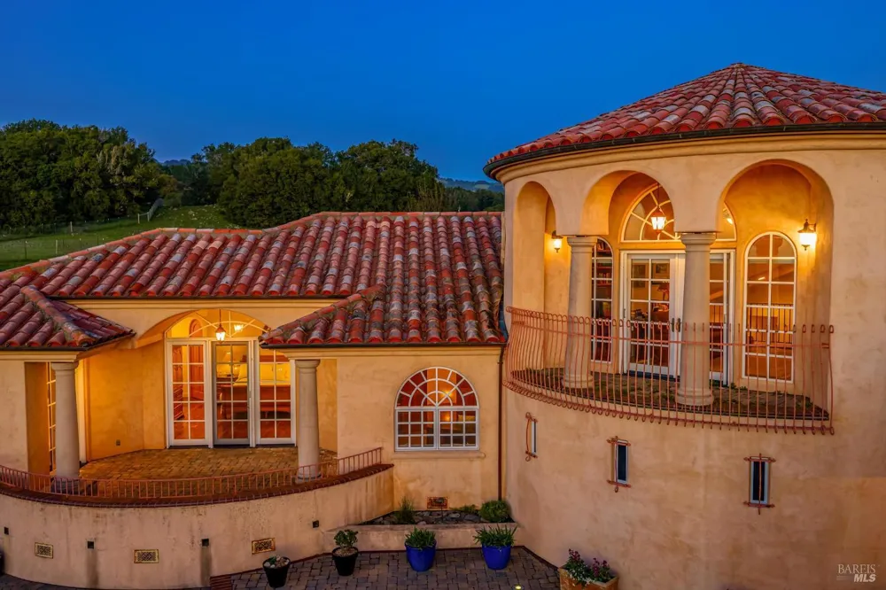 2420 Mountain Ranch Road Petaluma, CA 94954
