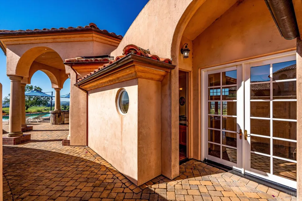 2420 Mountain Ranch Road Petaluma, CA 94954