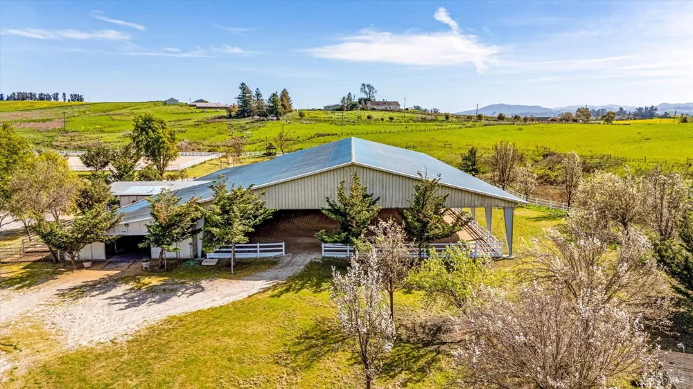 2420 Mountain Ranch Road Petaluma, CA 94954