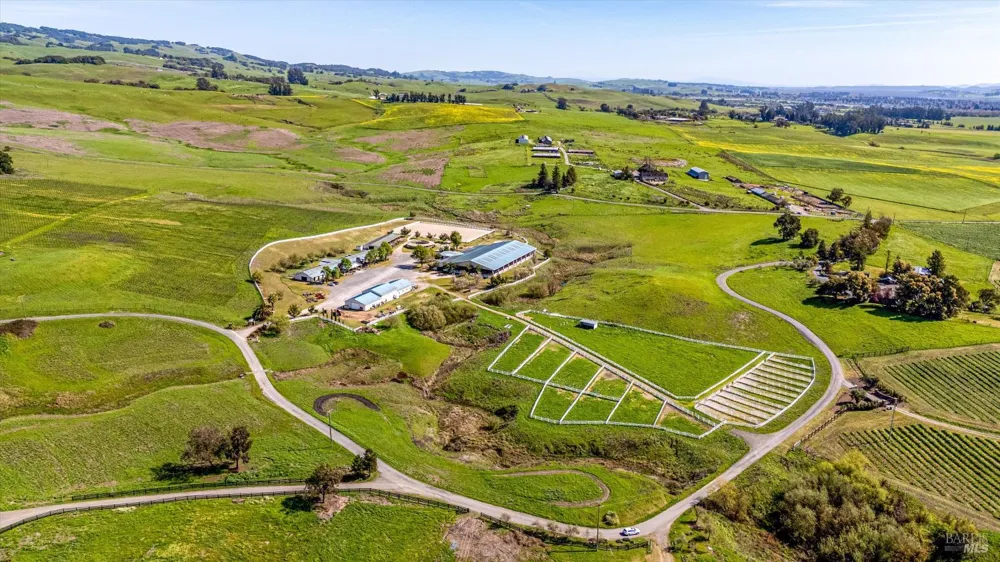 2420 Mountain Ranch Road Petaluma, CA 94954