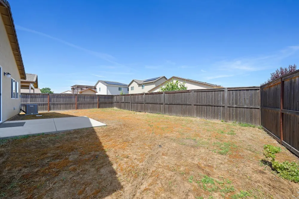 1398 Elkins Circle Olivehurst, CA 95961