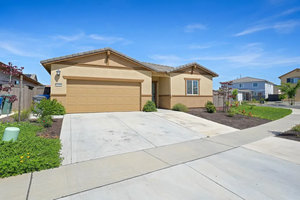 1398 Elkins Circle Olivehurst, CA 95961