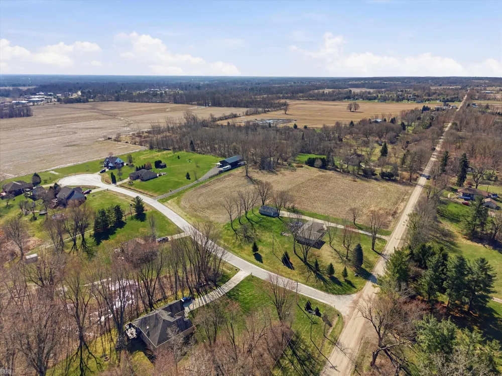 7036 Rea Lane Almont Village, MI 48003