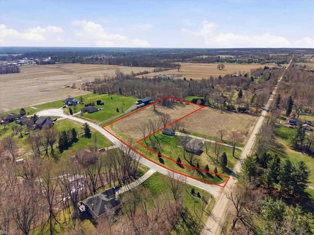 7036 Rea Lane Almont Village, MI 48003