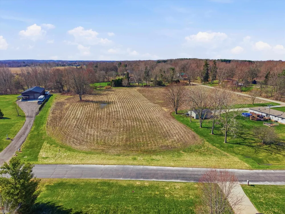 7036 Rea Lane Almont Village, MI 48003