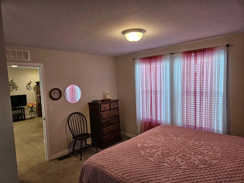 6543 W Meadowlark Drive Georgetown Charter Township, MI 49428