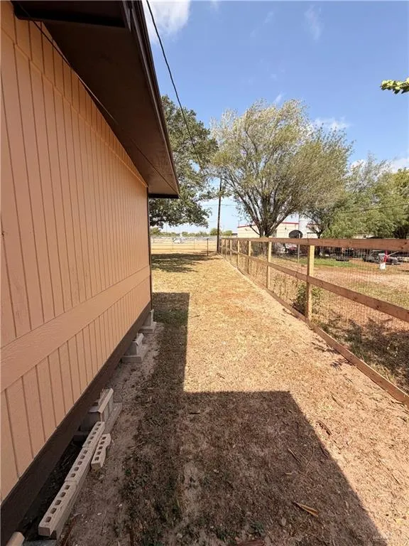 837 S 13th Street Alamo, TX 78516