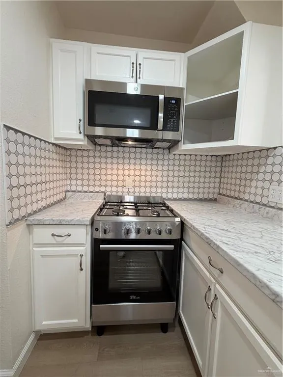 837 S 13th Street Alamo, TX 78516