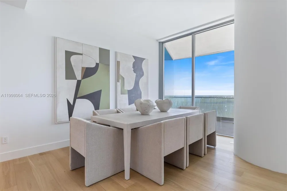 175 SE 25 Rd #2003 Miami, FL 33129
