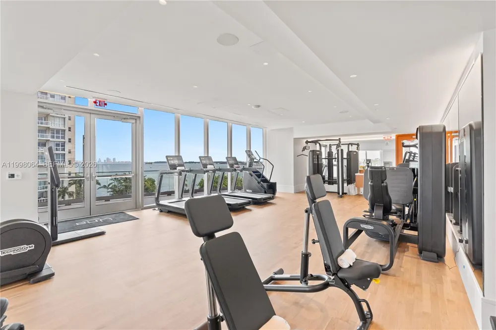 175 SE 25 Rd #2003 Miami, FL 33129