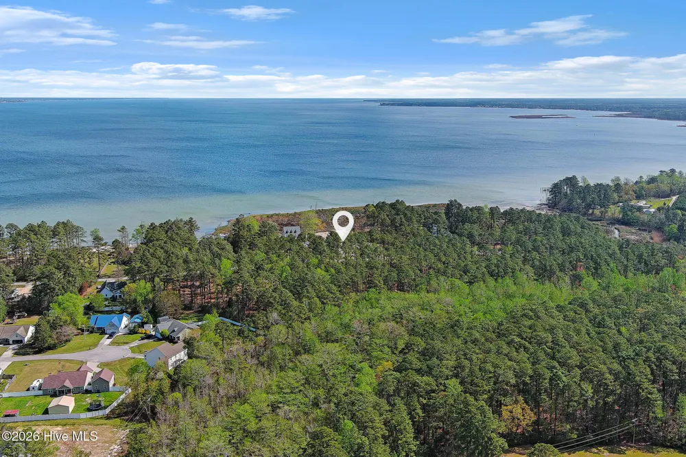 119 Cedarwood Havelock, NC 28532