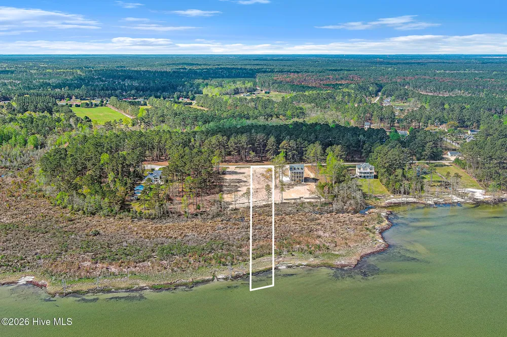 119 Cedarwood Havelock, NC 28532