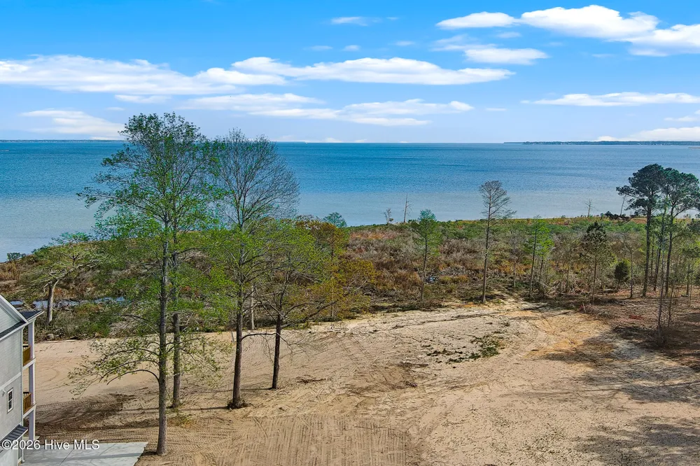 119 Cedarwood Havelock, NC 28532