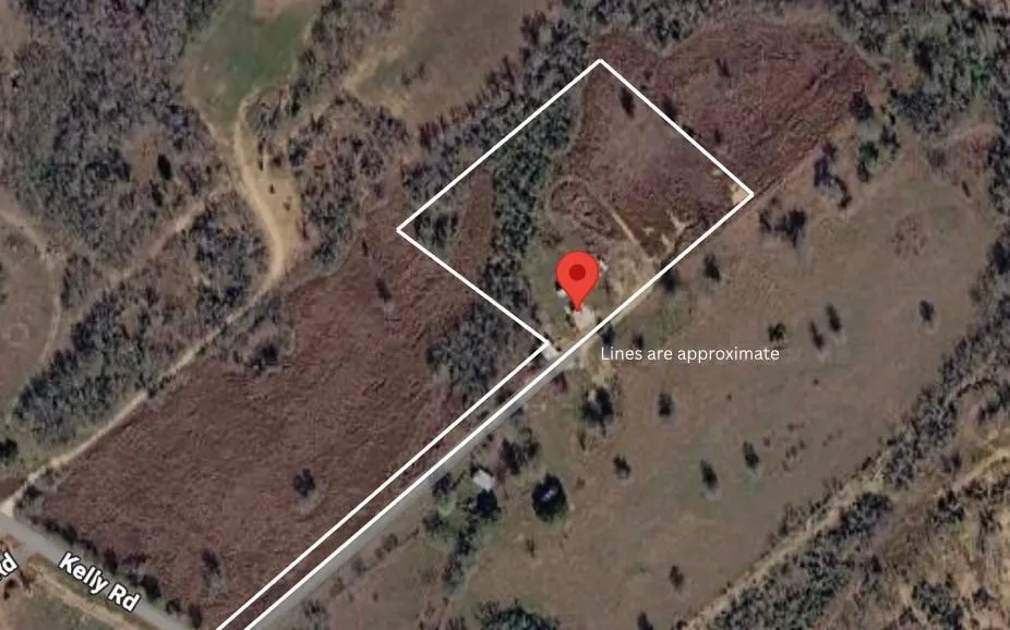 1842 Kelly Rd Luling, TX 78648
