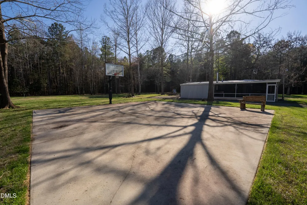 8730 Grassy Creek Road Bullock, NC 27507