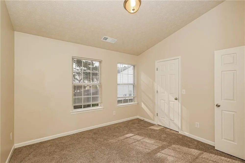 6117 Camden Forrest Cove Riverdale, GA 30296