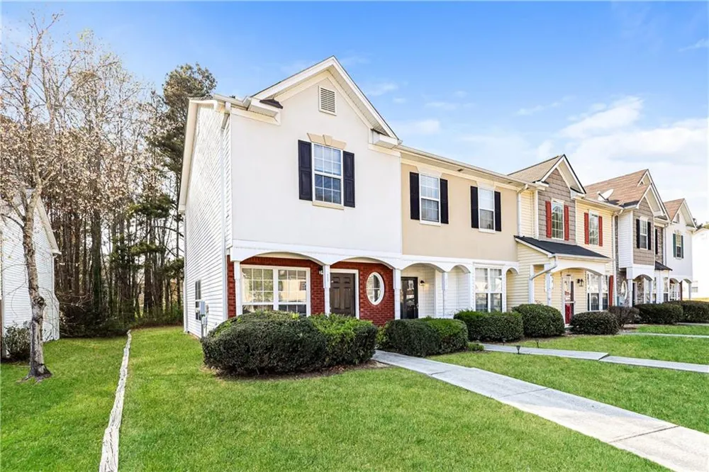 6117 Camden Forrest Cove Riverdale, GA 30296