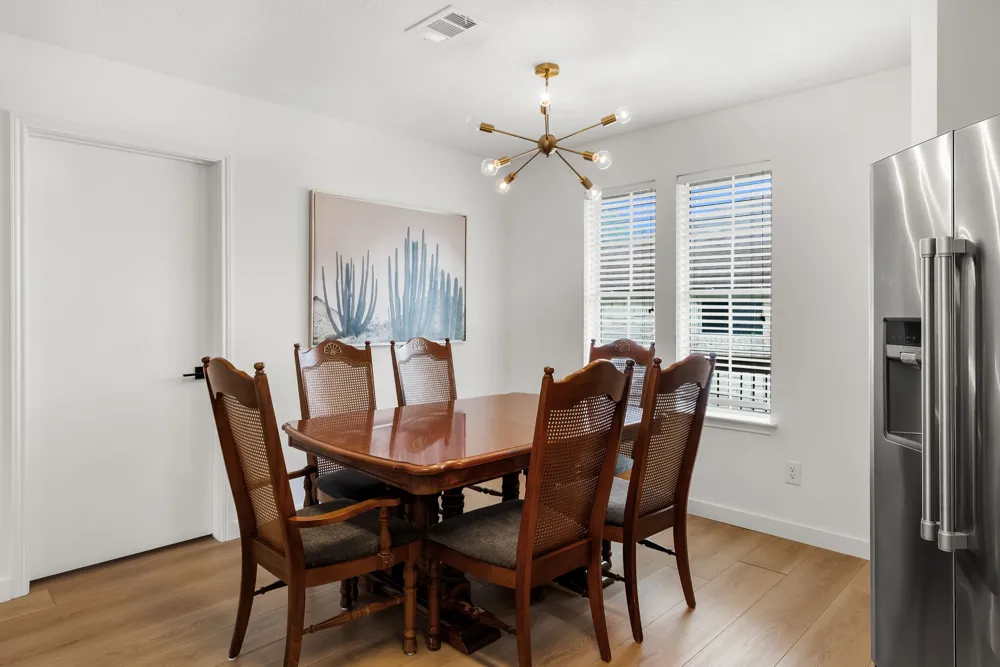 305 Mountain View Sunrise Beach, TX 78643