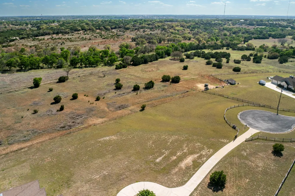 200 Stonehouse Drive Liberty Hill, TX 78642