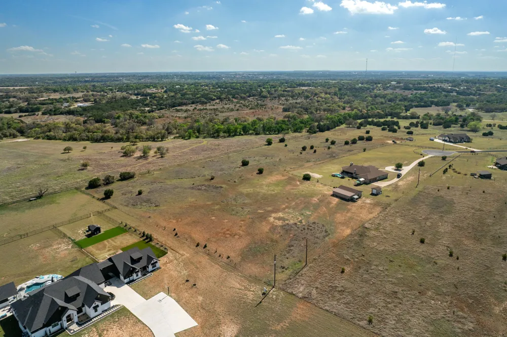 200 Stonehouse Drive Liberty Hill, TX 78642