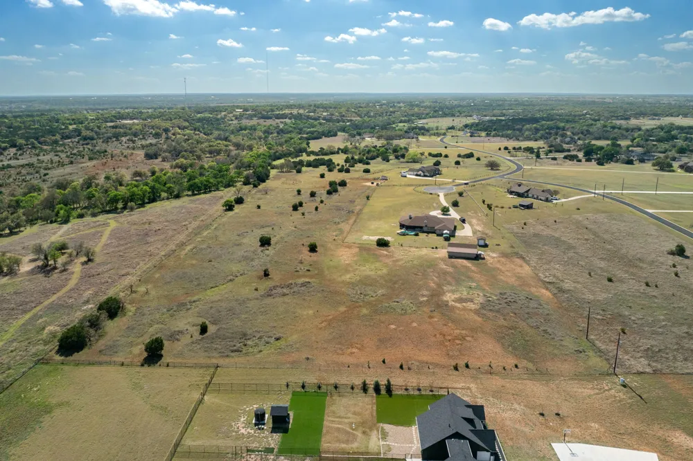 200 Stonehouse Drive Liberty Hill, TX 78642