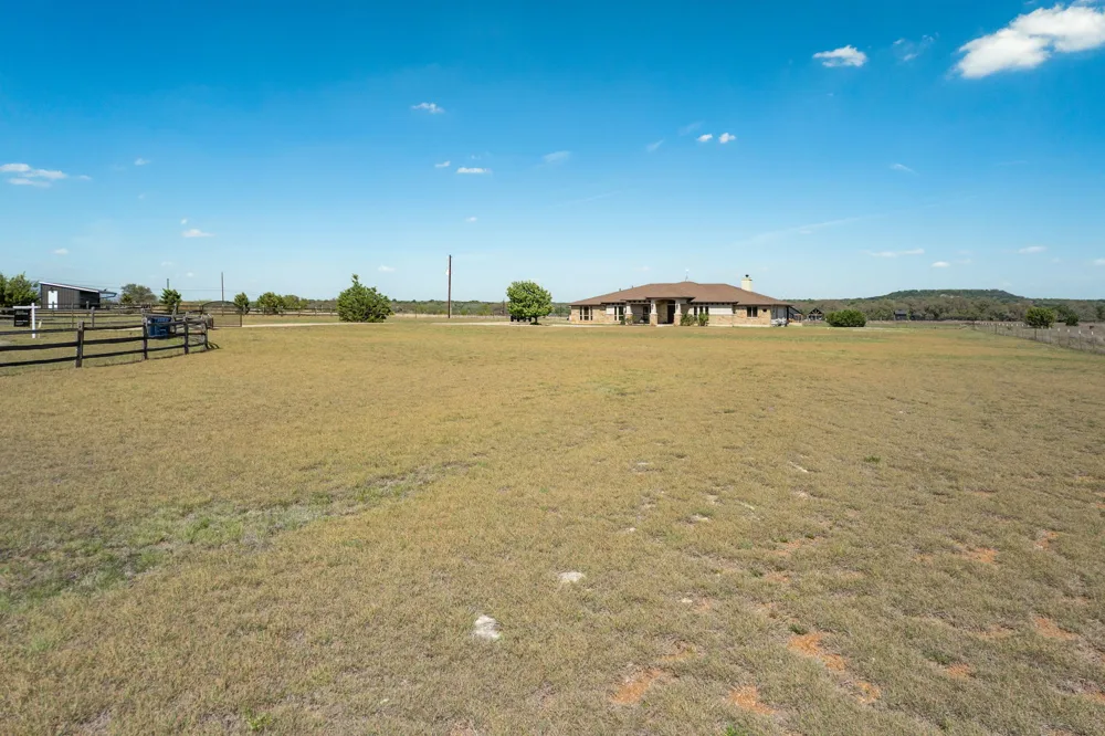 200 Stonehouse Drive Liberty Hill, TX 78642