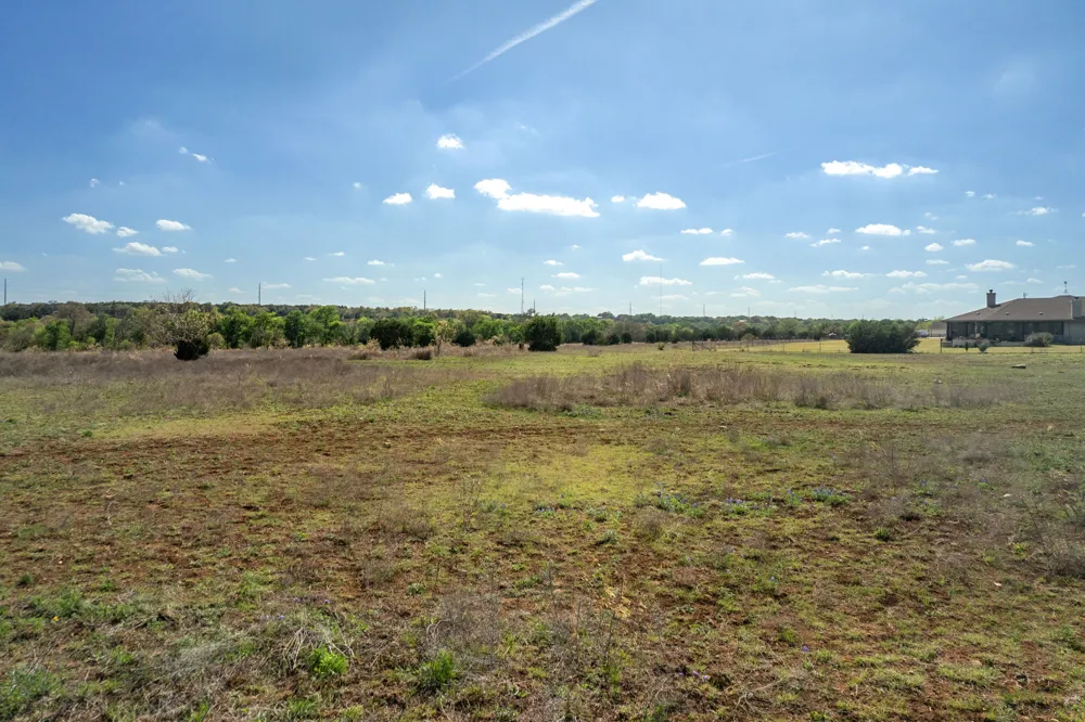 200 Stonehouse Drive Liberty Hill, TX 78642