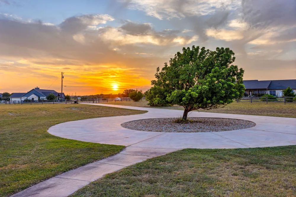 209 Stonehouse Drive Liberty Hill, TX 78642