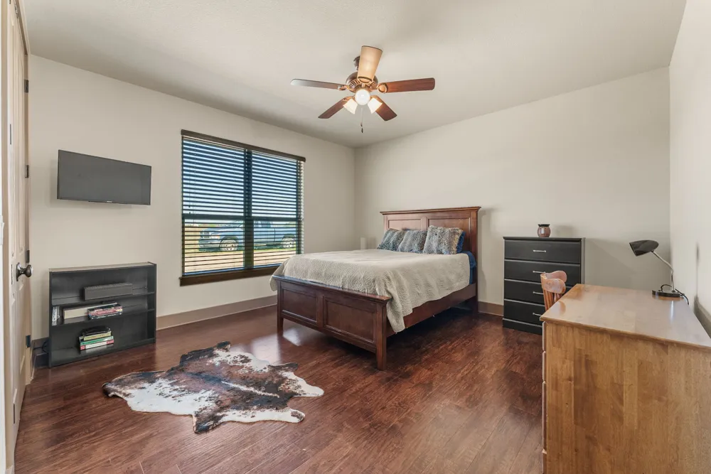 209 Stonehouse Drive Liberty Hill, TX 78642