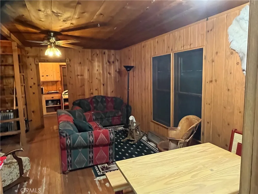 7 Oak Court #78 Angelus Oaks, CA 92305