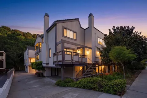 2411 Carlmont Drive #110