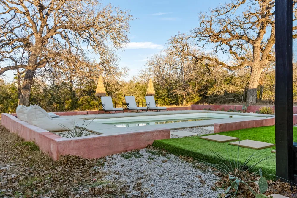 510 Thousand Oaks Drive Cedar Creek, TX 78612