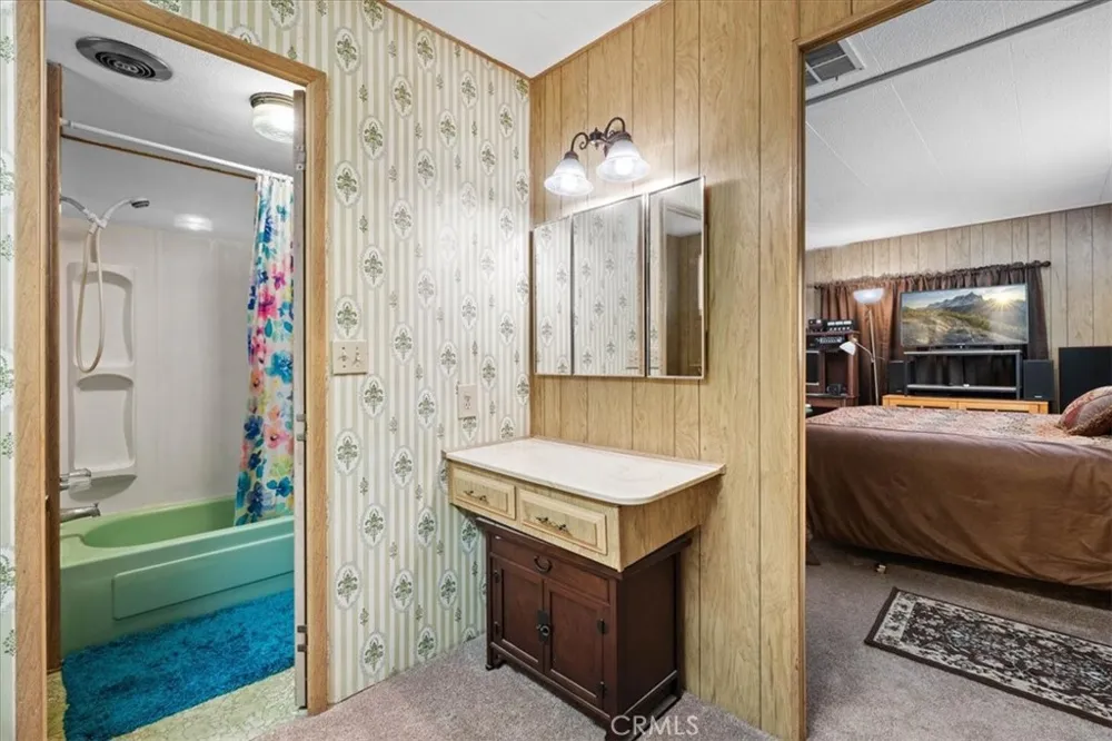 850 San Ynez Hemet, CA 92543