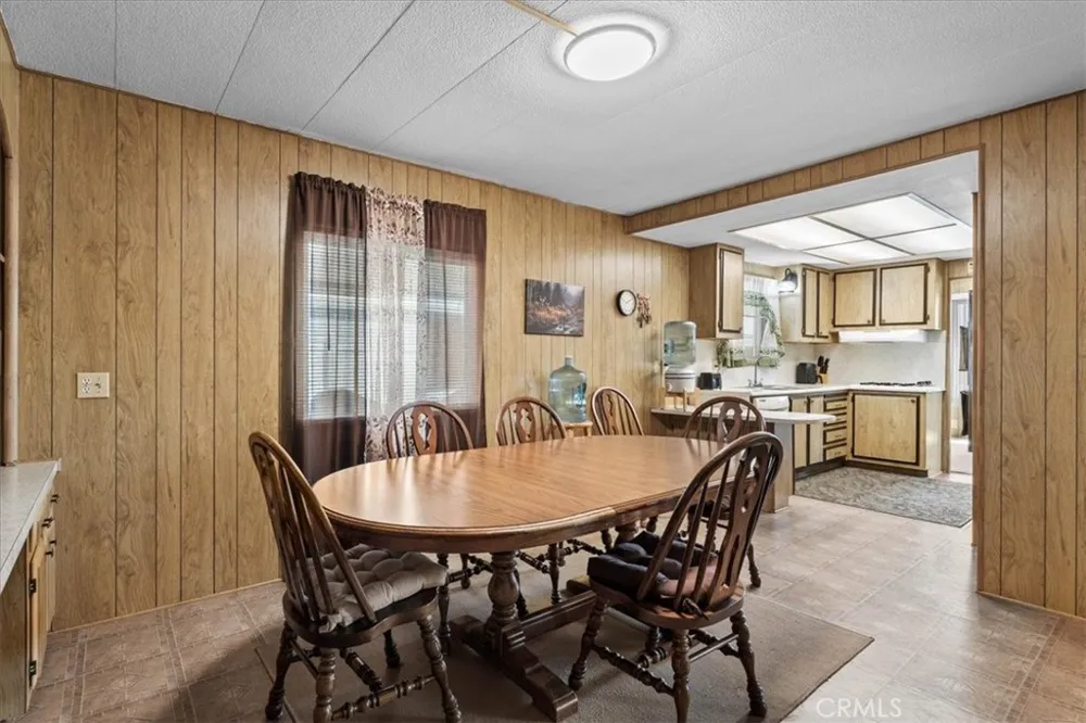 850 San Ynez Hemet, CA 92543