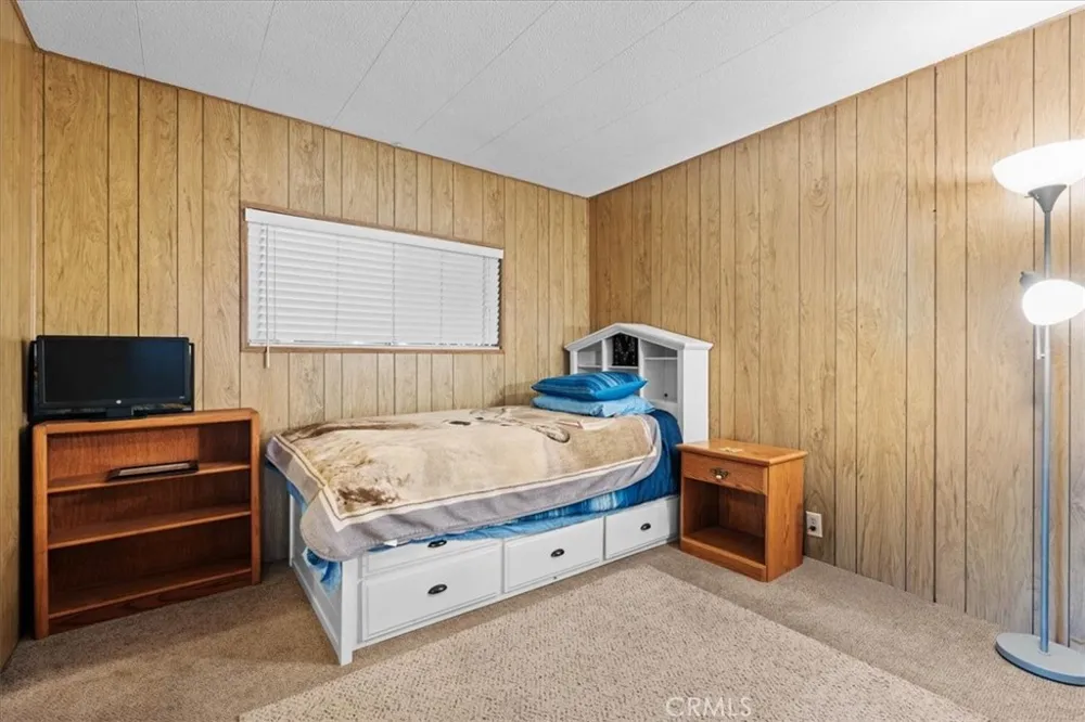 850 San Ynez Hemet, CA 92543