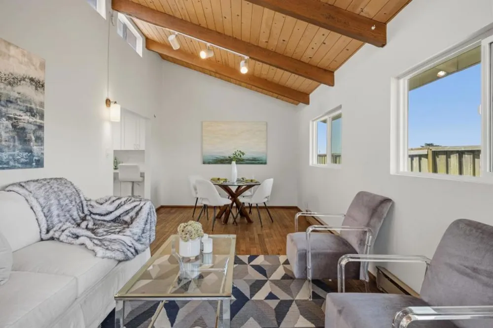 1017 Golden Gate Avenue Half Moon Bay, CA 94019