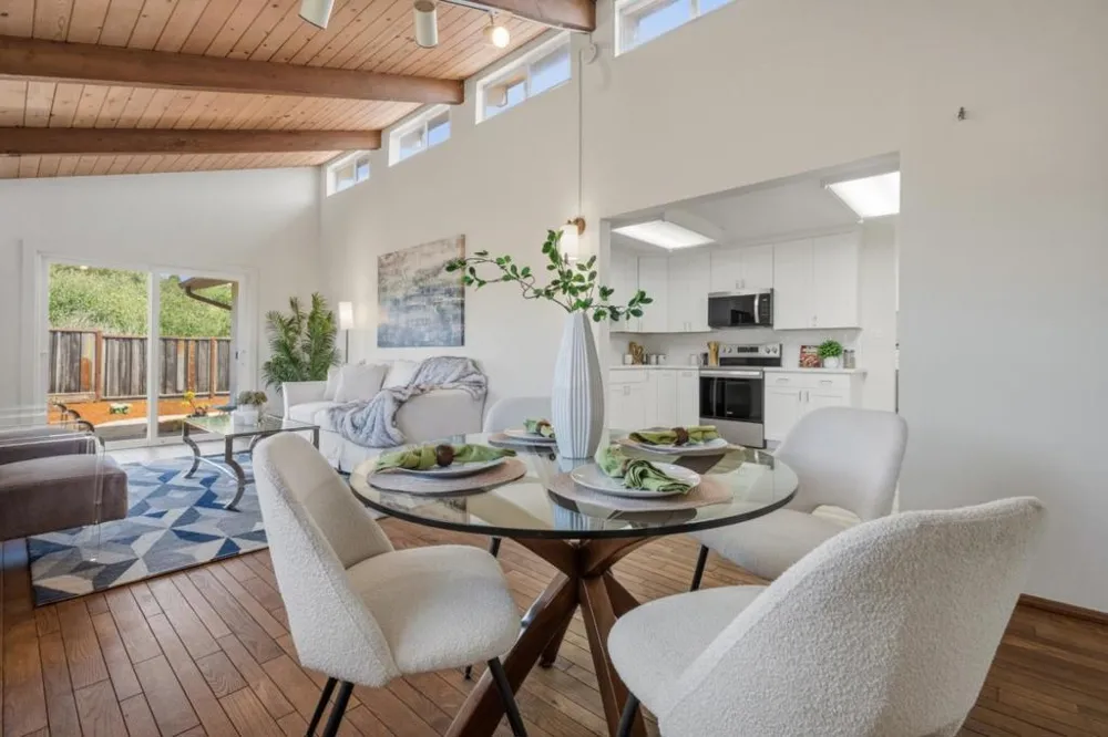 1017 Golden Gate Avenue Half Moon Bay, CA 94019