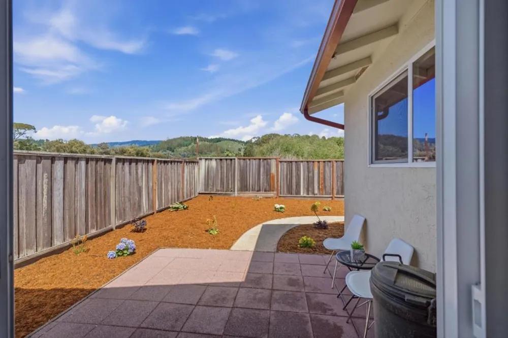1017 Golden Gate Avenue Half Moon Bay, CA 94019