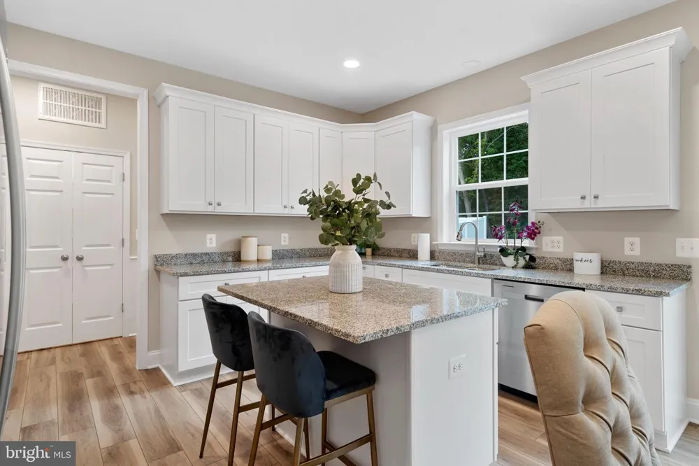 13 CANDLEBERRY DRIVE La Plata, MD 20646
