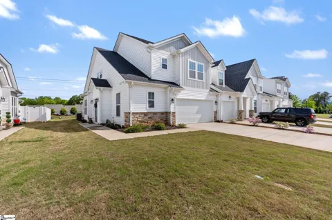 1615 Chelmsford Court