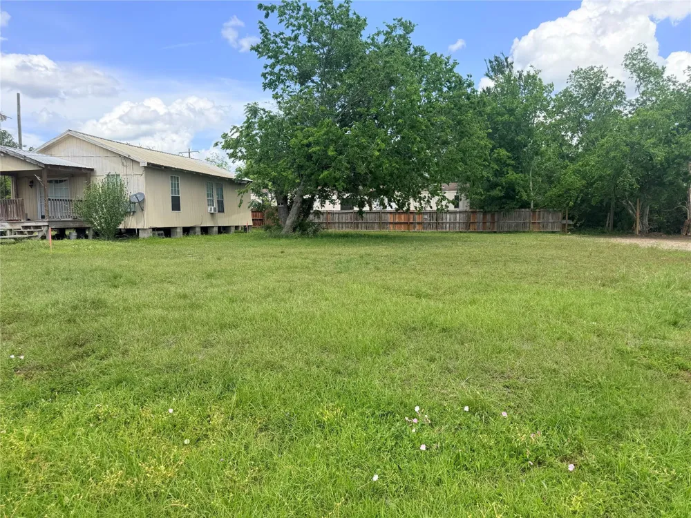 606 7th Street Navasota, TX 77868