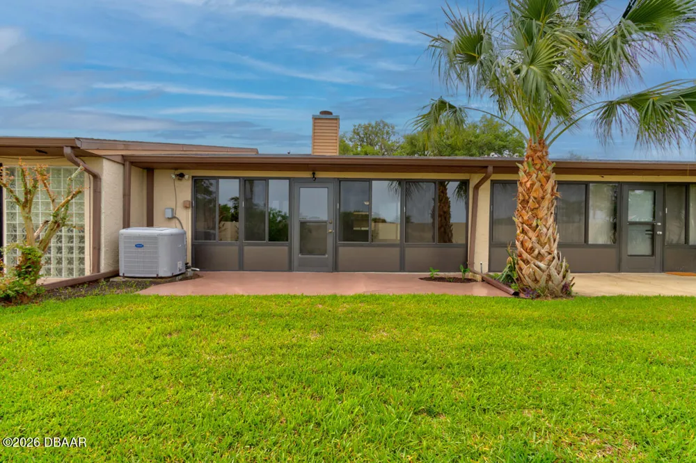 1262 Charter Oaks Circle Holly Hill, FL 32117