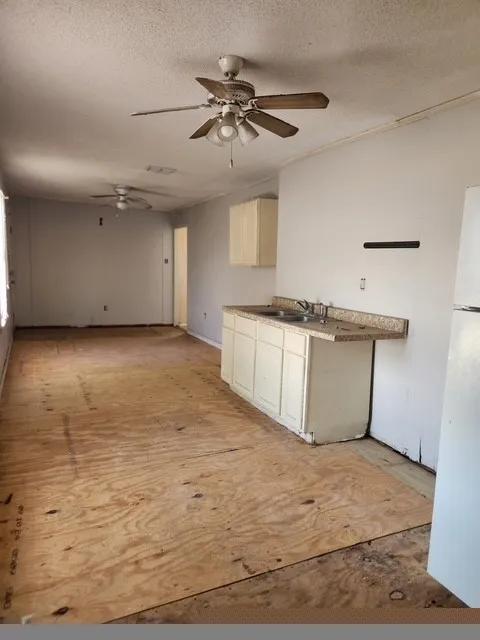 5014 Williams Drive Corpus Christi, TX 78411
